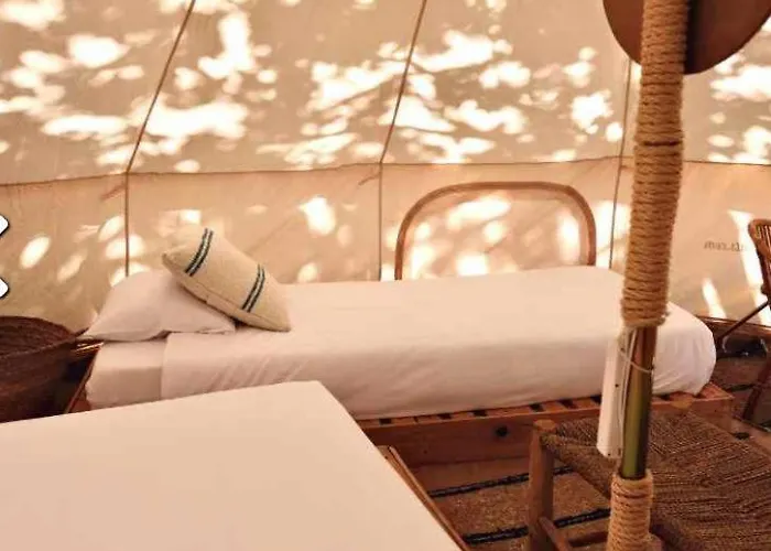 Роскошный шатер Glamping Zone La Pinilla