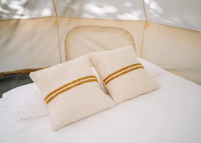 Glamping Zone La Pinilla * Сеговия