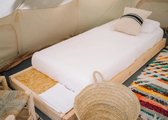 Роскошный шатер Glamping Zone La Pinilla